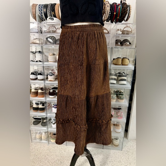 🌷Brand New Rich Brown Tiered Maxi Skirt - Picture 3 of 5
